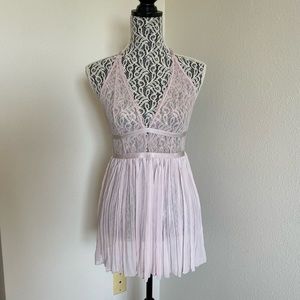 NWOT VS chiffon pleated babydoll